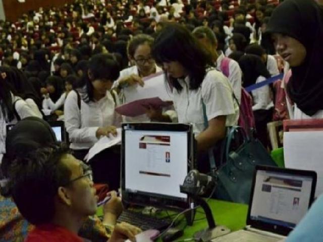  Masih Minim Jumlah Siswa yang Mendaftar Ke PTN