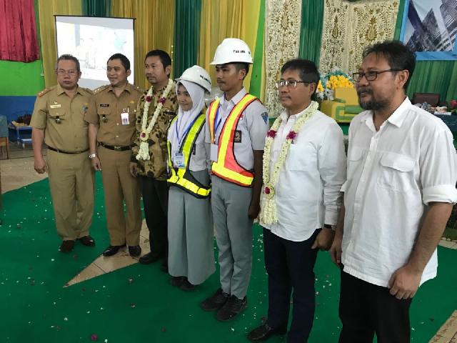  Pemerintah Luncurkan Uji Kompetensi Keahlian dan Sertifikasi Siswa SMK  Konstruksi 