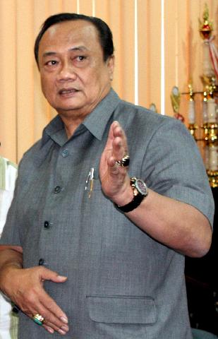  Pariwisata, Make People Happy