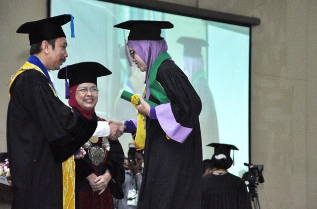  2.951 Alumni USU Diwisuda 