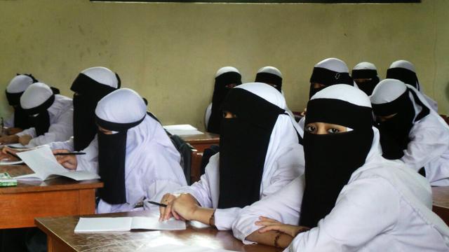  Bahas Larangan Cadar, Menristekdikti Akan Bertemu Menag