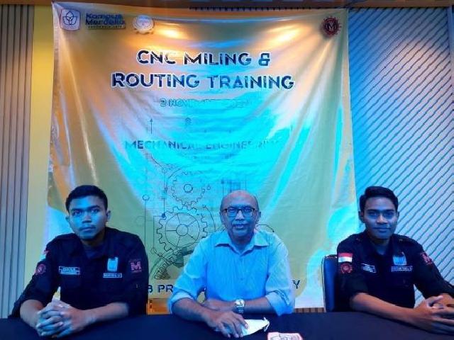  President University Update Teknologi untuk Pelajar SMK