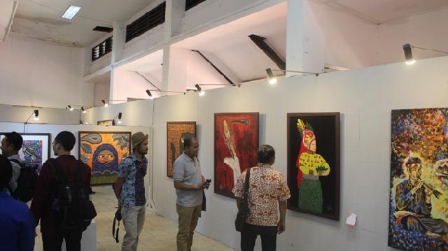  20 Karya Dosen dan Mahasiswa Dipamerkan pada Festival Kesenian Indonesia ke-X