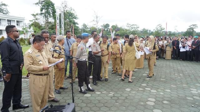  Ratusan Guru di Mimika Demo Tuntut Pembayaran Hak