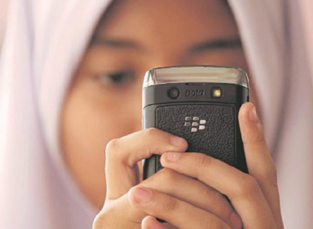  Penggunaan Gawai di Sekolah Perlu Dibatasi