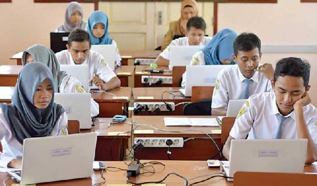 Wouw, Jutaan Rupiah Dikeluarkan Siswa Kayong demi UNBK 
