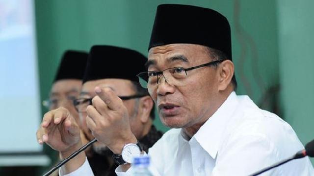  Kemendikbud Luncurkan Program Digitalisasi Atasi Kesenjangan Pendidikan