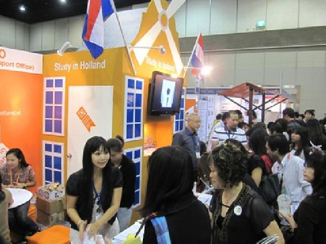  Universitas Asing Gencar Promosi di Indonesia