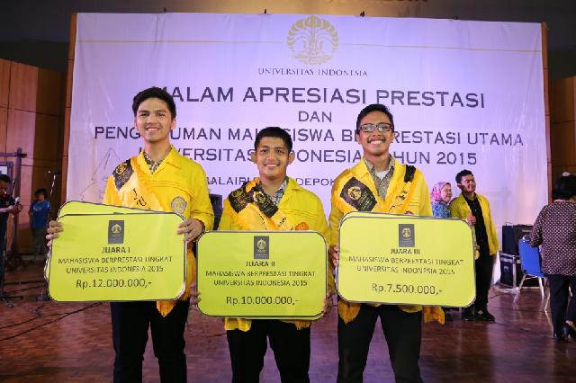  Rangga Husnaprawira Terpilih Sebagai Mapres UI 2015