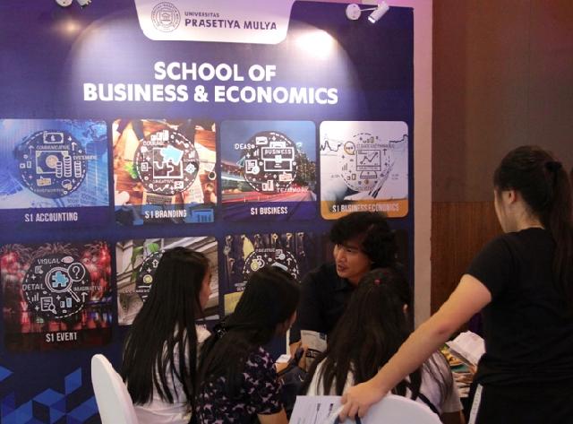  Prasetiya Mulya Ajak Putra-Putri Daerah Temukan Potensi Diri