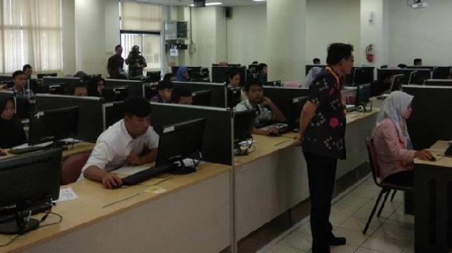  Pelaksanaan UTBK Berjalan Lancar