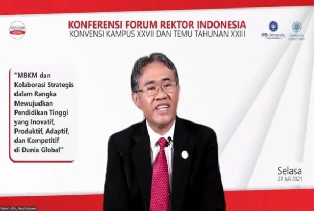  Rektor UGM Dikukuhkan sebagai Ketua Forum Rektor Indonesia 2021-2022