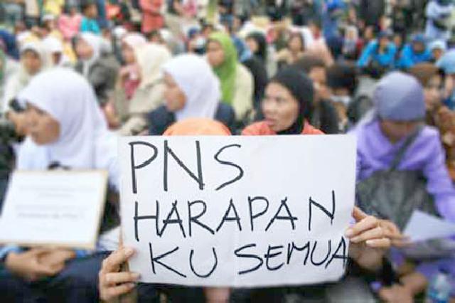  155 Ribu Guru Honorer Bakal Diangkat Jadi PNS Tahun Ini