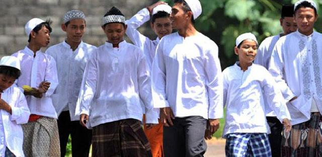  Pemerintah Upayakan Program Santri-Entrepreneur 